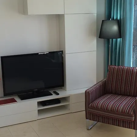 2 Bedroom On Popular Complex